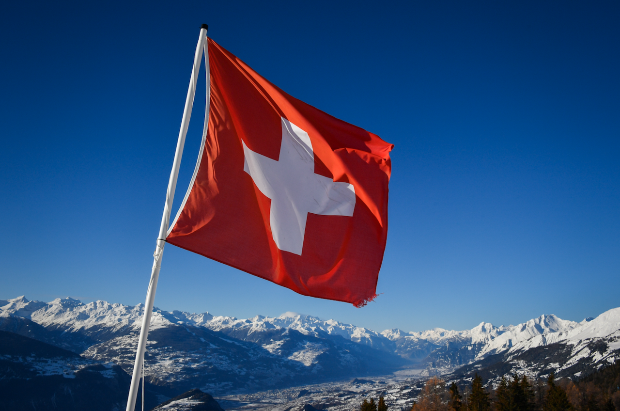 drapeau_suisse - Dynasty AM - Dynasty AM